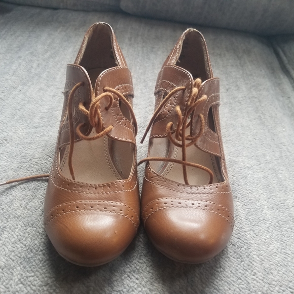 American Eagle Outfitters Shoes - American Eagle Outfitters Brown Lace-Up Boots